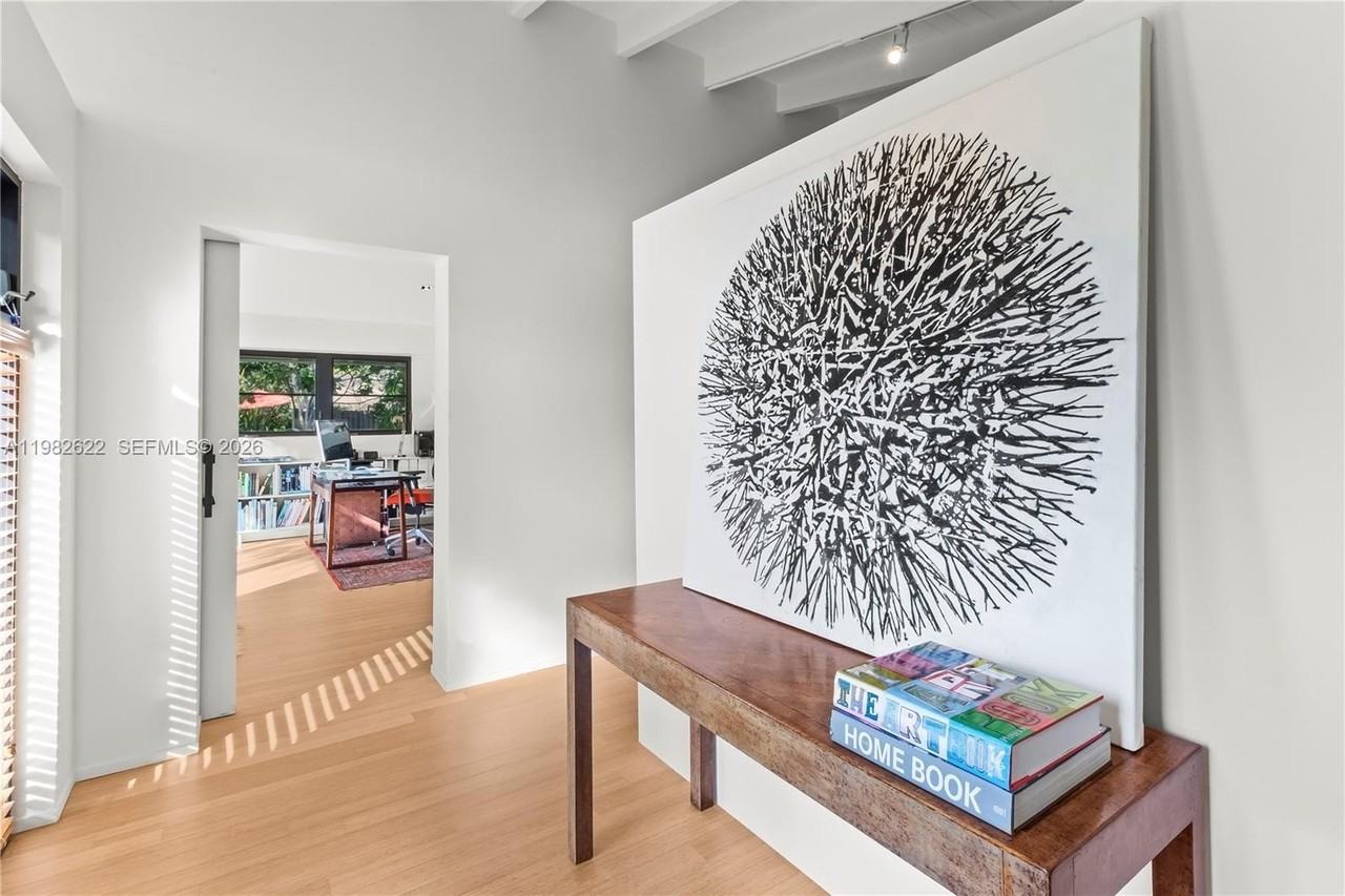 2132 Middle River Dr - Photo 5 of 50