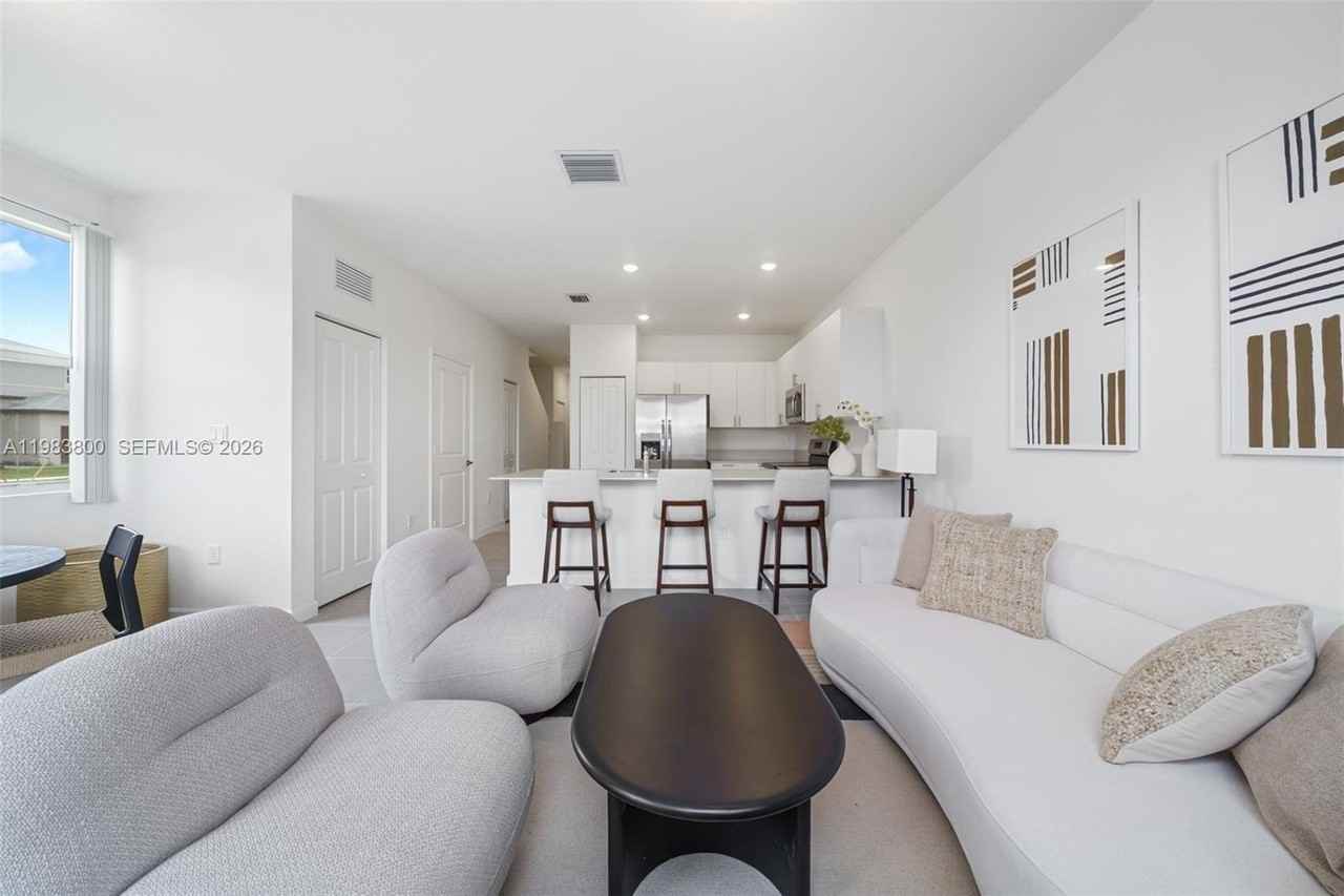 33762 Sw 194th Pl #NA - Photo 3 of 35