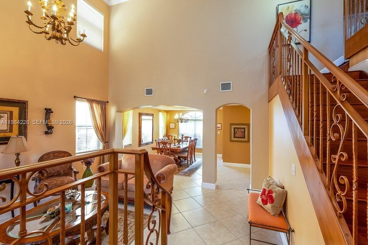 15226 Sw 29th Ter - Photo 5 of 37