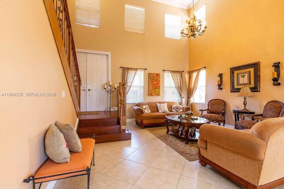 15226 Sw 29th Ter - Photo 7 of 37