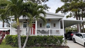 4219 Royal Manor Blvd - Photo 1 of 1