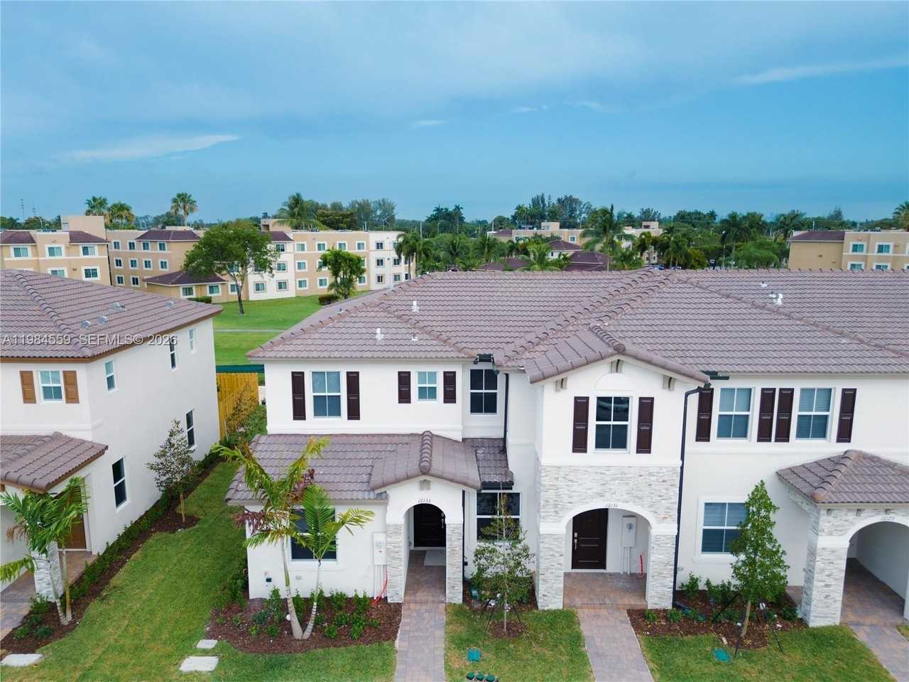 12133 Nw 23rd Ct - Photo 2 of 31