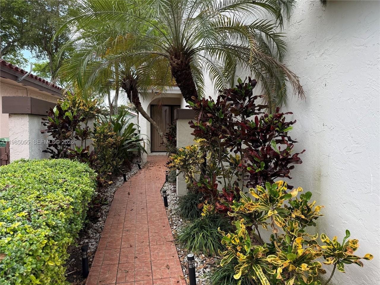 17321 Nw 63rd Ave #0 - Photo 2 of 24