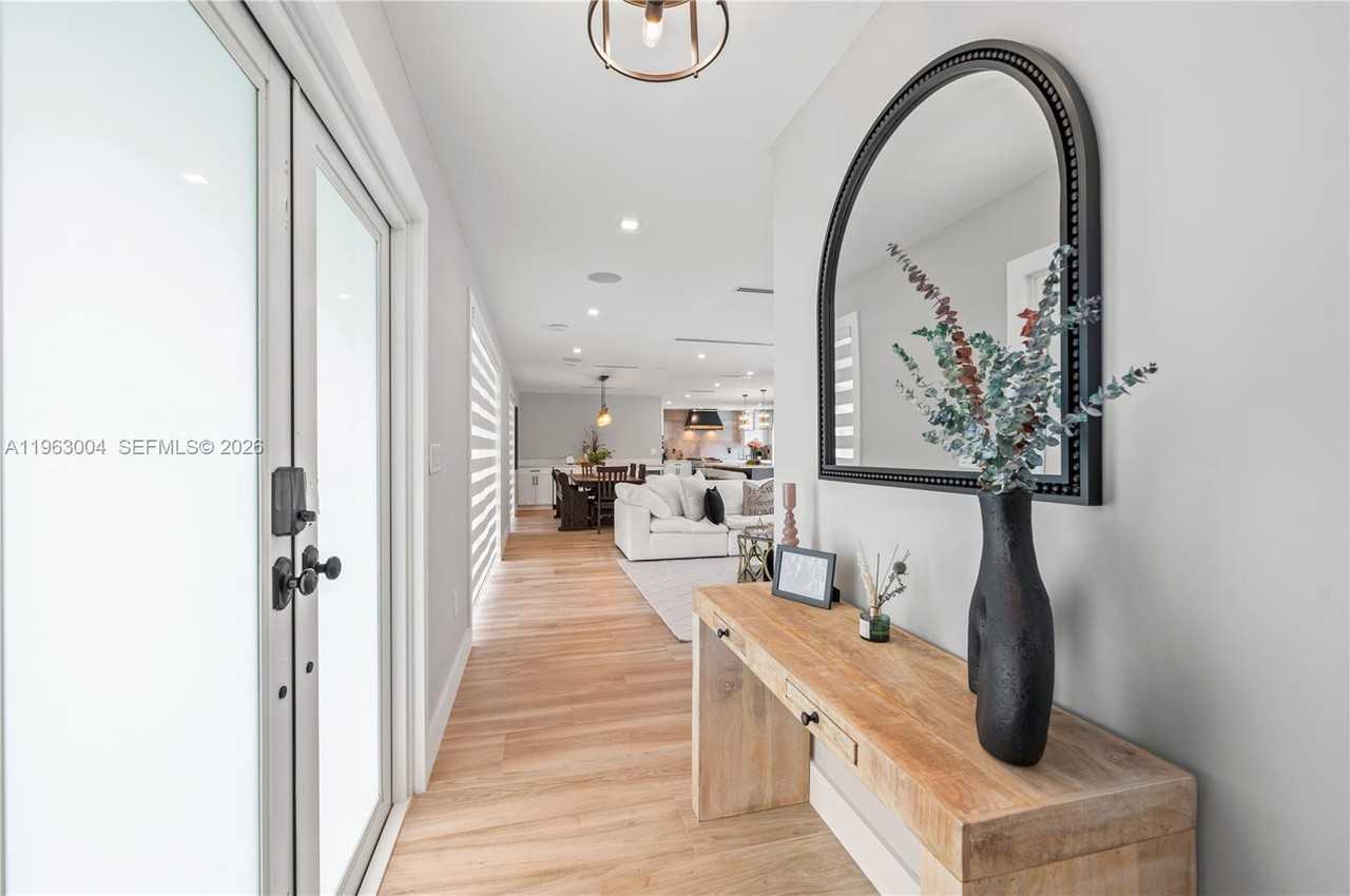 8605 Sw 162nd St #O - Photo 3 of 6