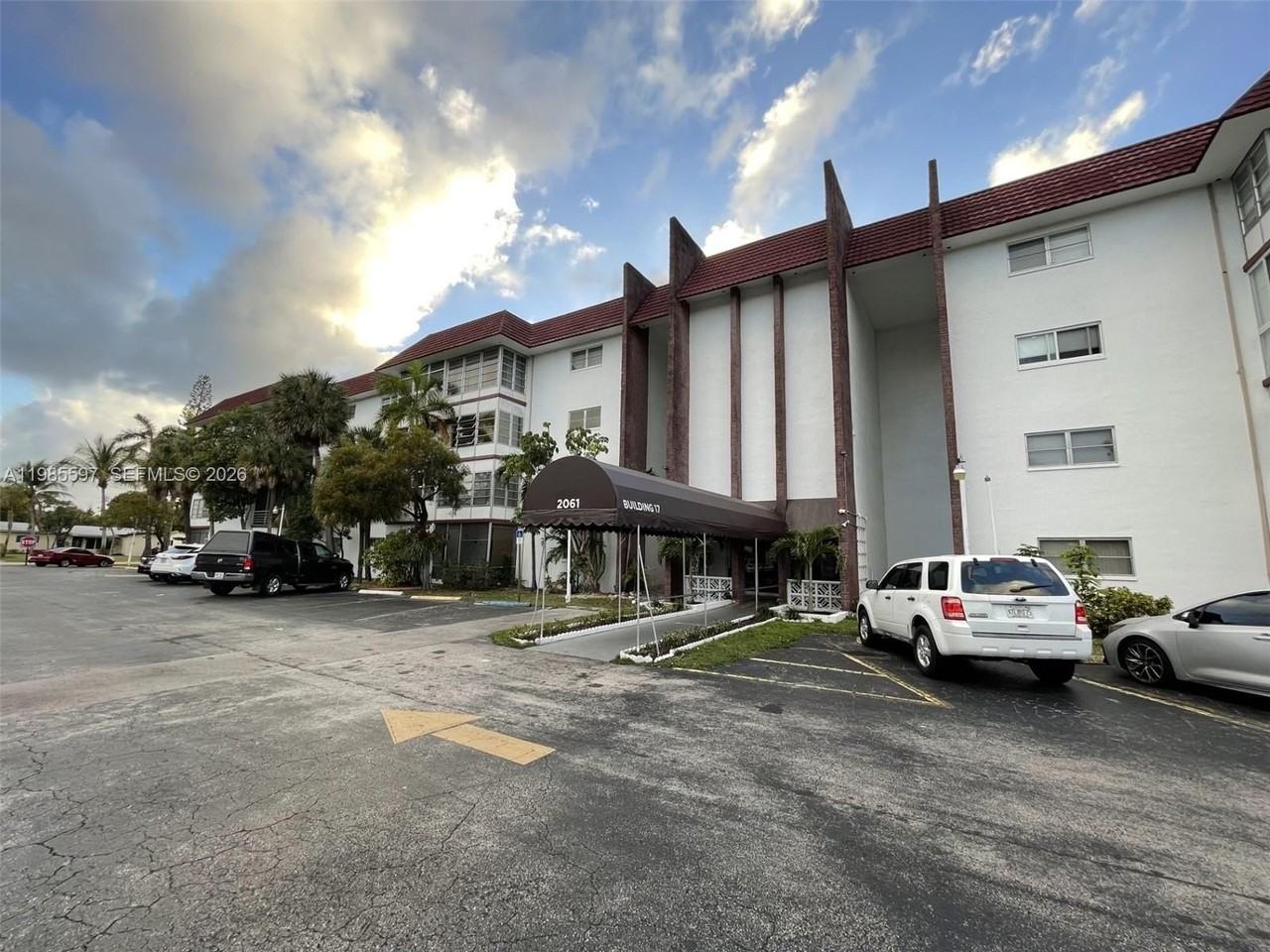 2061 Nw 47th Ter #306