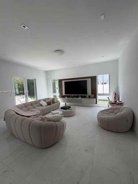 8210 Nw 33rd Ter - Photo 3 of 7