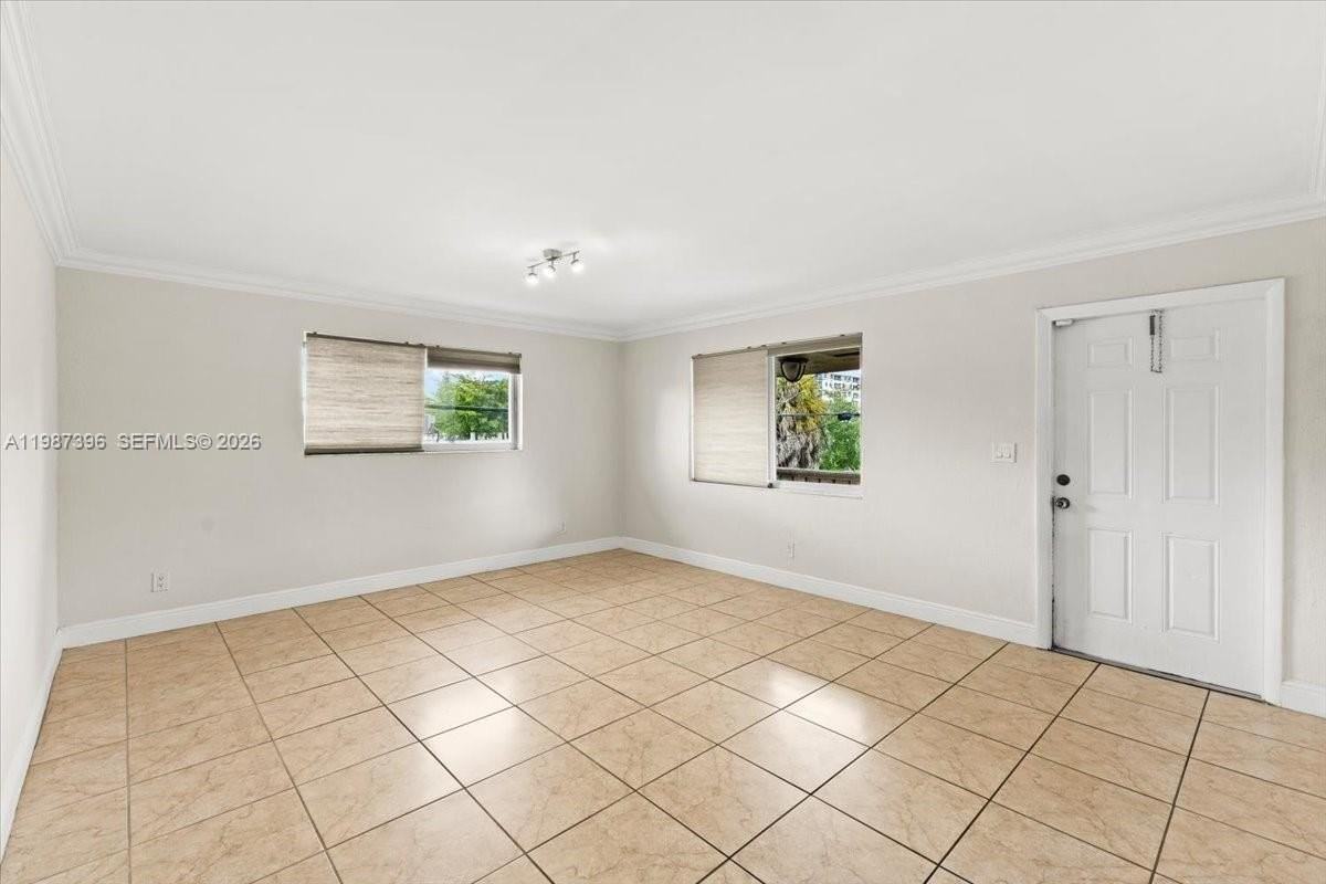 2323 Van Buren St #208 - Photo 4 of 22
