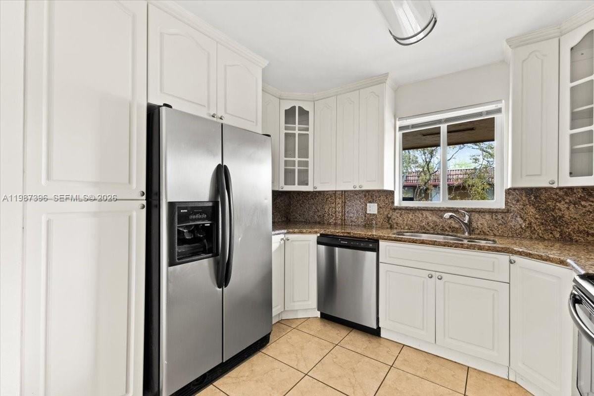 2323 Van Buren St #208 - Photo 7 of 22