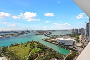 featured image of 1040 Biscayne Blvd #4002