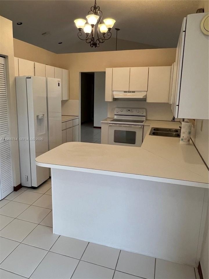 1652 Egret Rd #0 - Photo 5 of 12