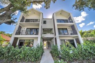 320 Ne 126th St #32 - Photo 1 of 1