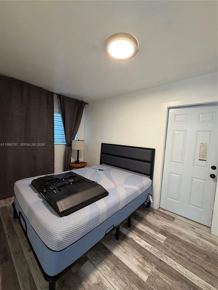 8235 Sw 41st Ter #1 - Photo 5 of 7