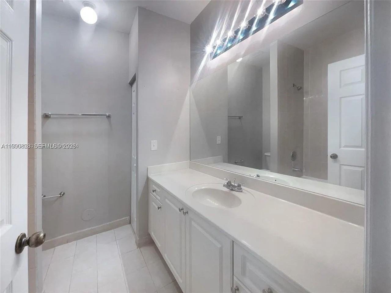 2730 Ne 4th St #205 - Photo 2 of 10