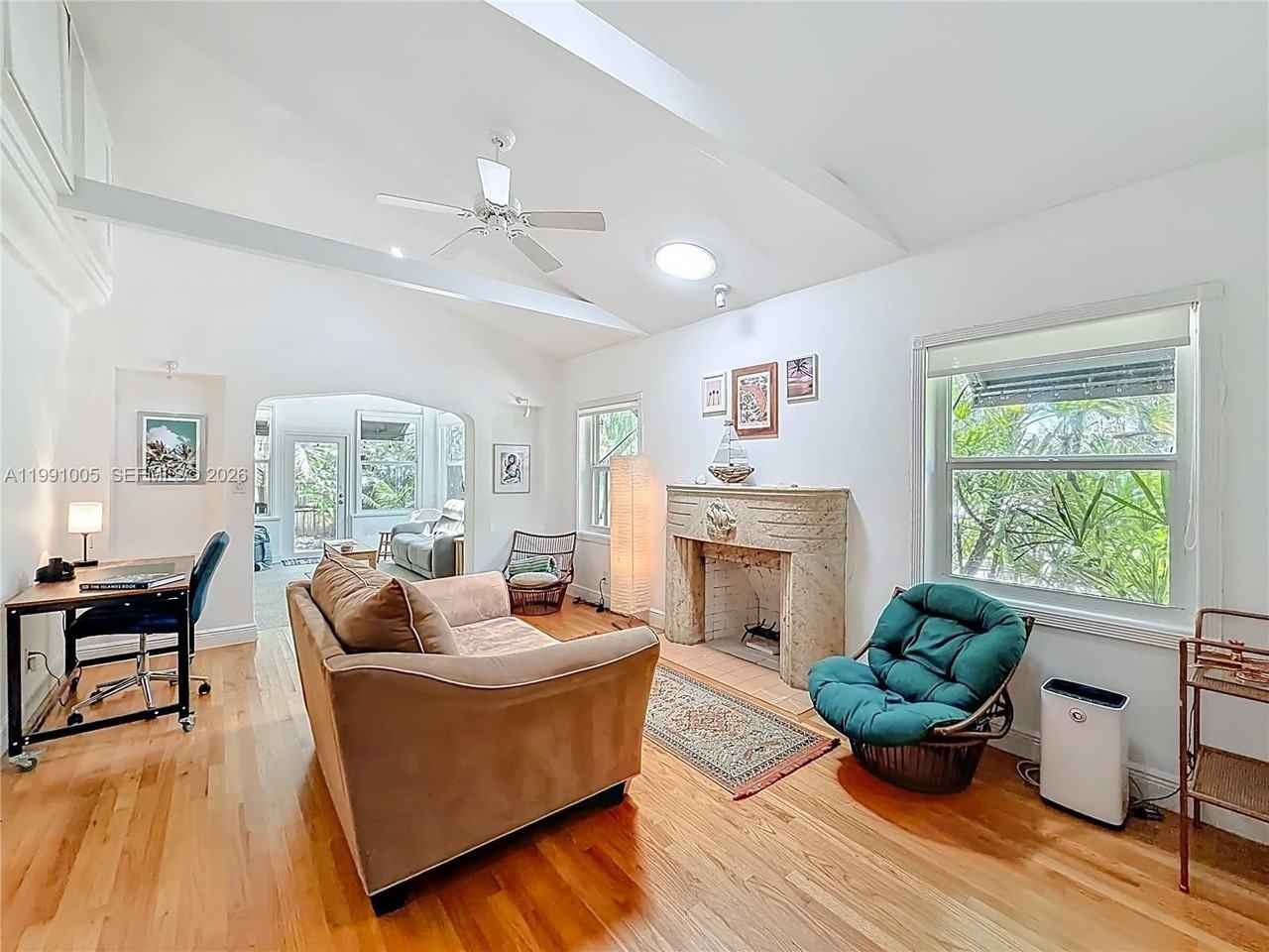 1419 Ne 4th Ct - Photo 6 of 50