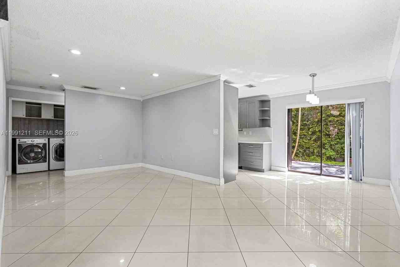 6854 Nw 173rd Dr #210 - Photo 5 of 40