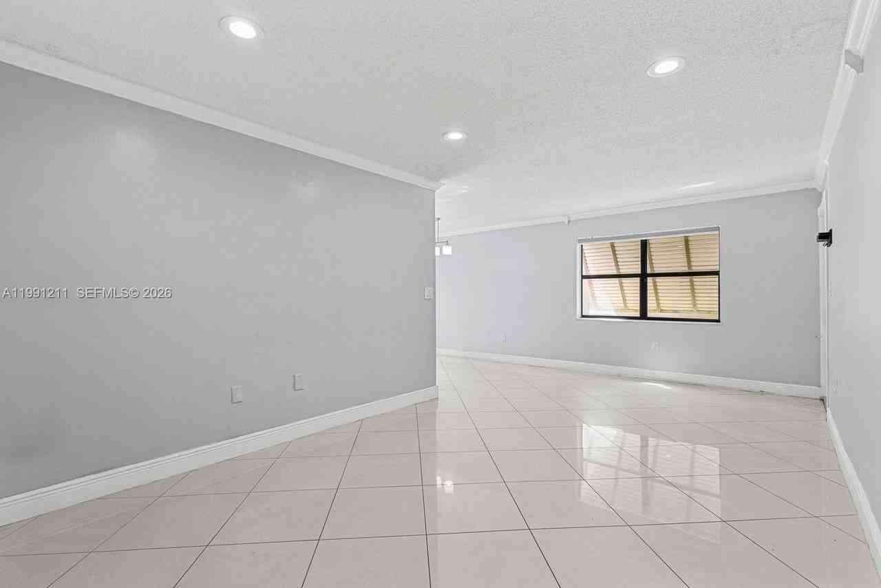 6854 Nw 173rd Dr #210 - Photo 7 of 40