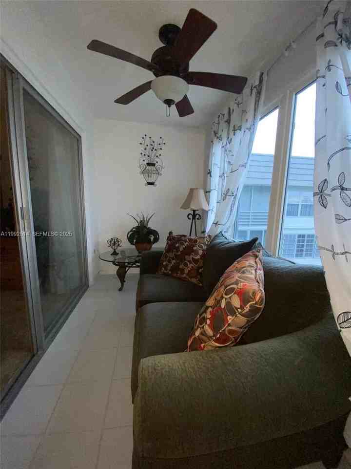 8135 Sunrise Lakes Blvd #308 - Photo 4 of 23