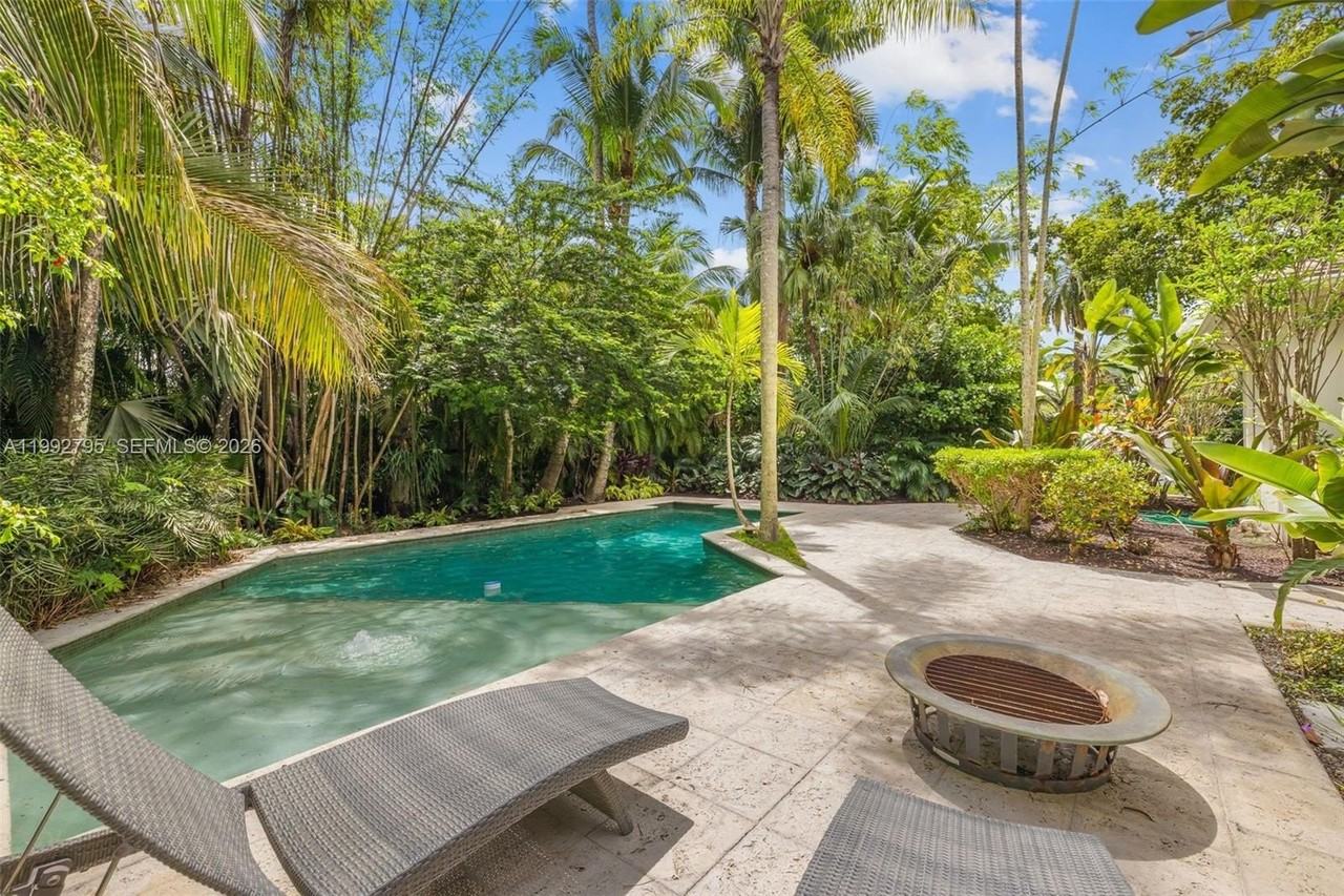 755 Tiziano Ave - Photo 7 of 50