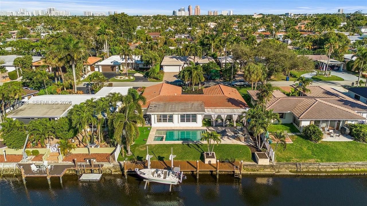 2207 Ne 16th Ave - Photo 4 of 49