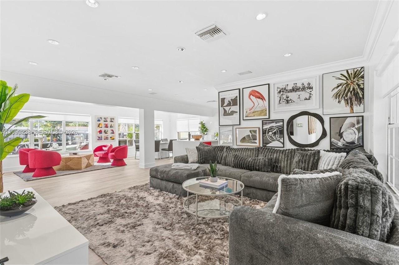 2207 Ne 16th Ave - Photo 7 of 49