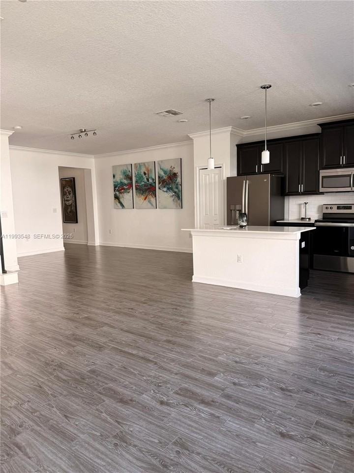 8543 Spyglass Ln #0 - Photo 6 of 18