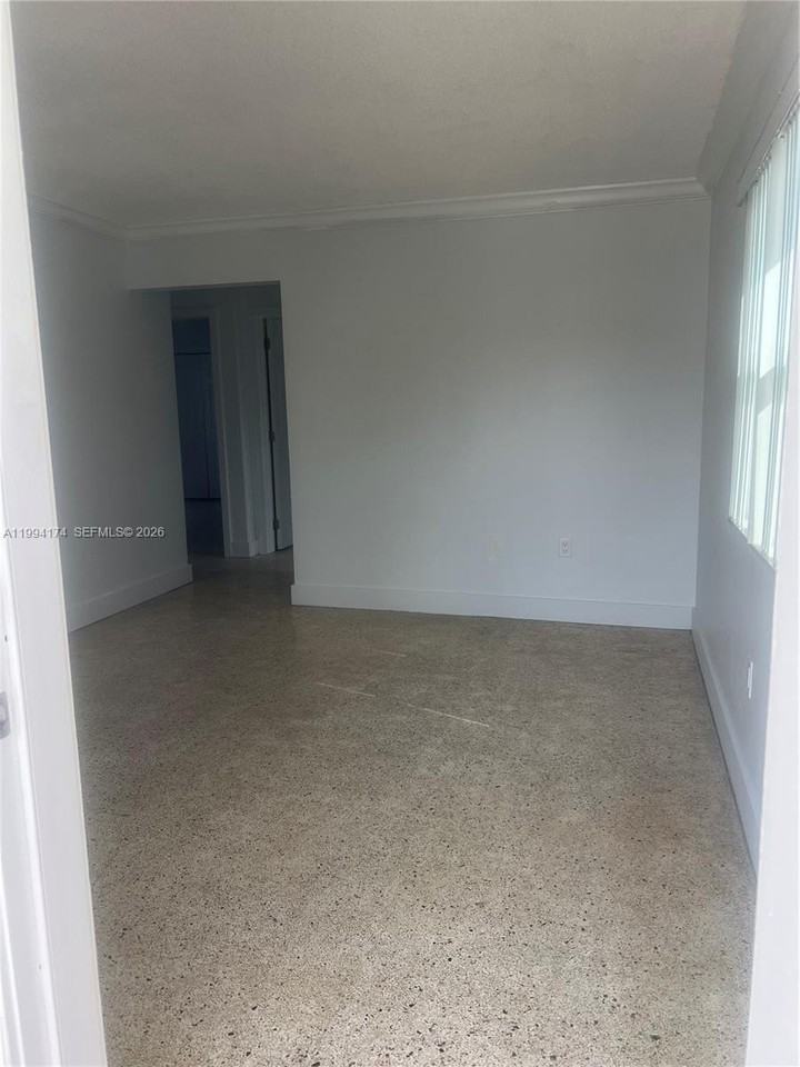 3279 Sw 25th Ter #3279 - Photo 6 of 6