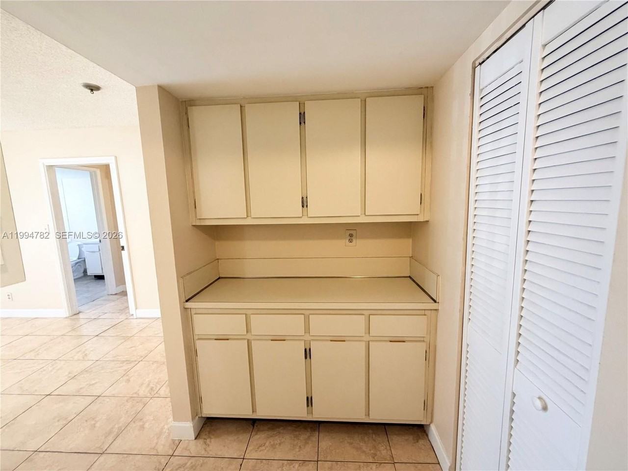 109 Gardens Dr #203 - Photo 4 of 11