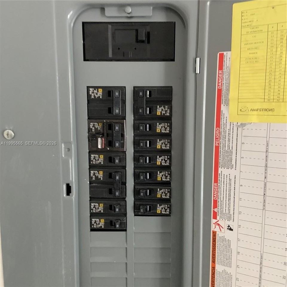 1130 Nw 62nd St #15 - Photo 5 of 12