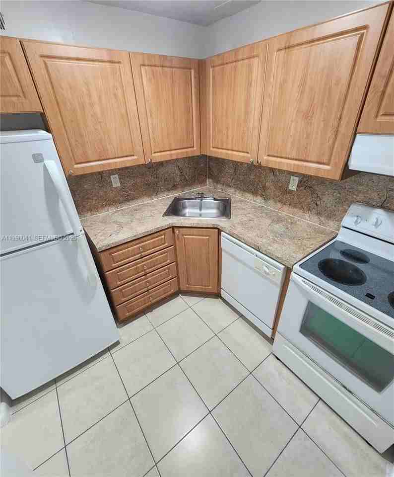 10820 Sw 200th Dr #248 - Photo 3 of 14