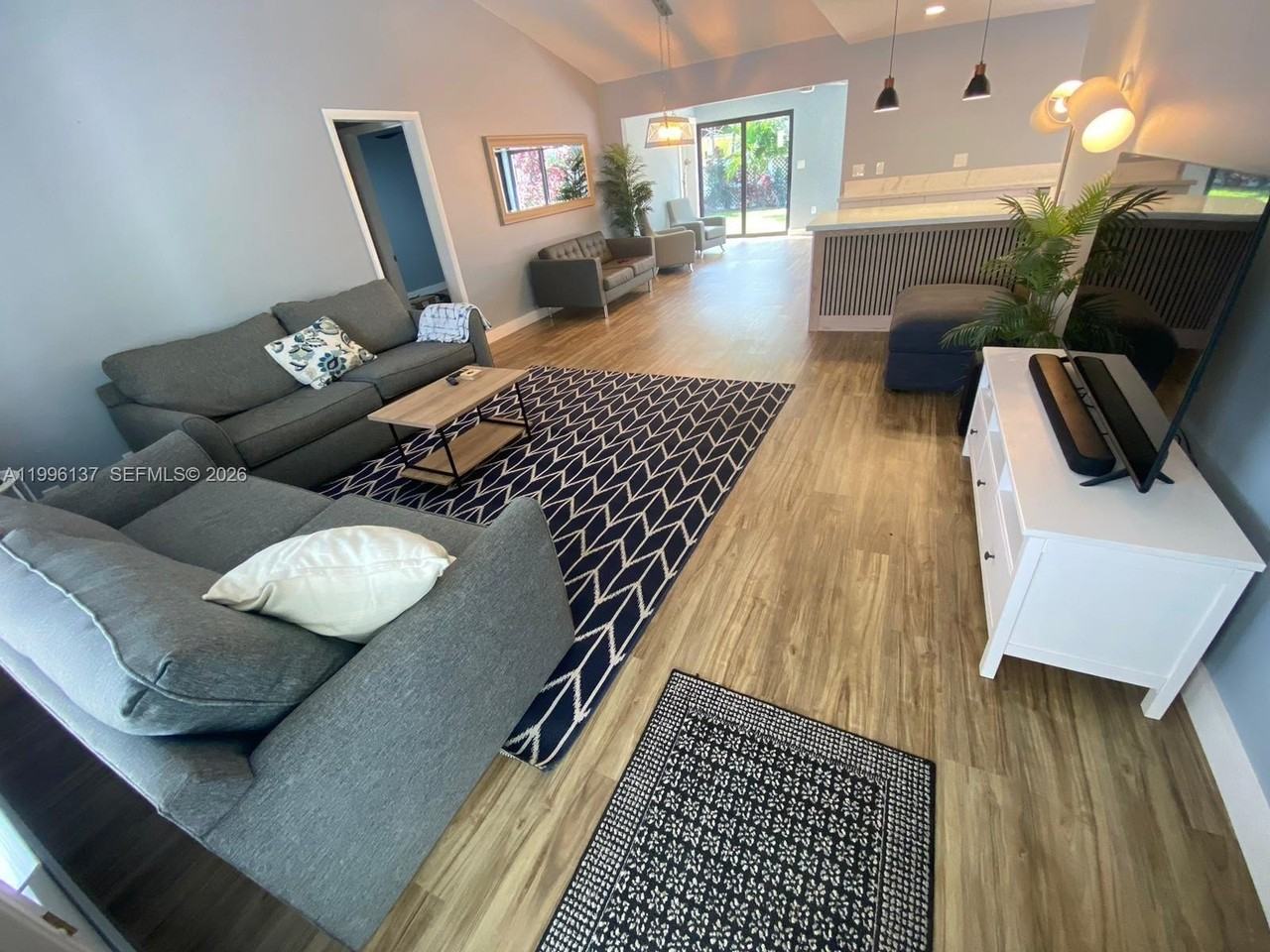 234 Avalon Ave - Photo 2 of 19