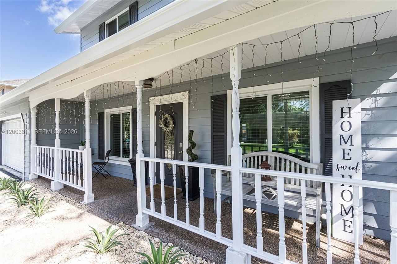 7941 Nw 3rd Pl - Photo 5 of 50