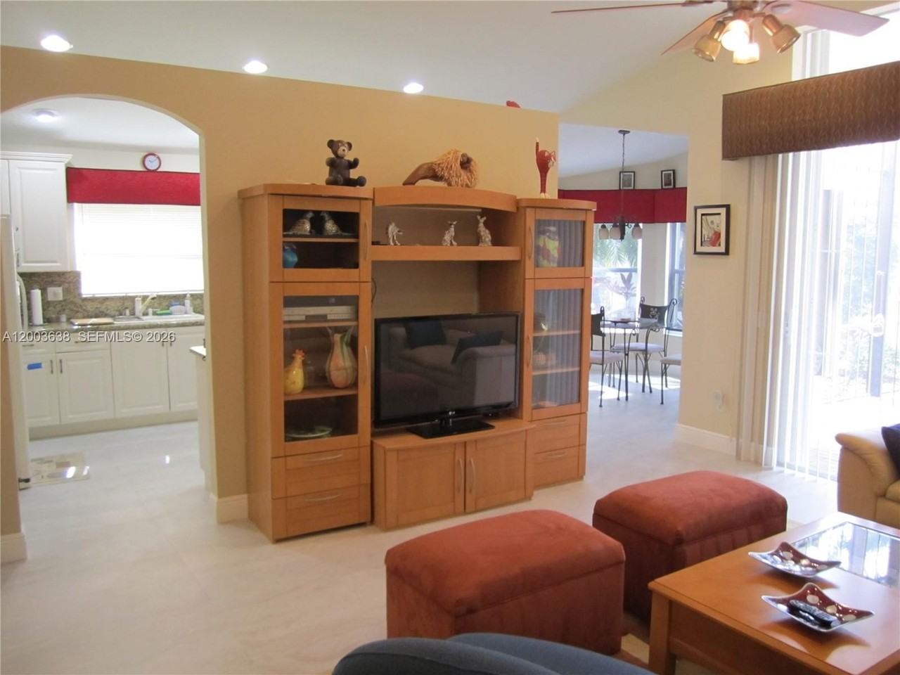 9798 Casa Mar Dr - Photo 5 of 25