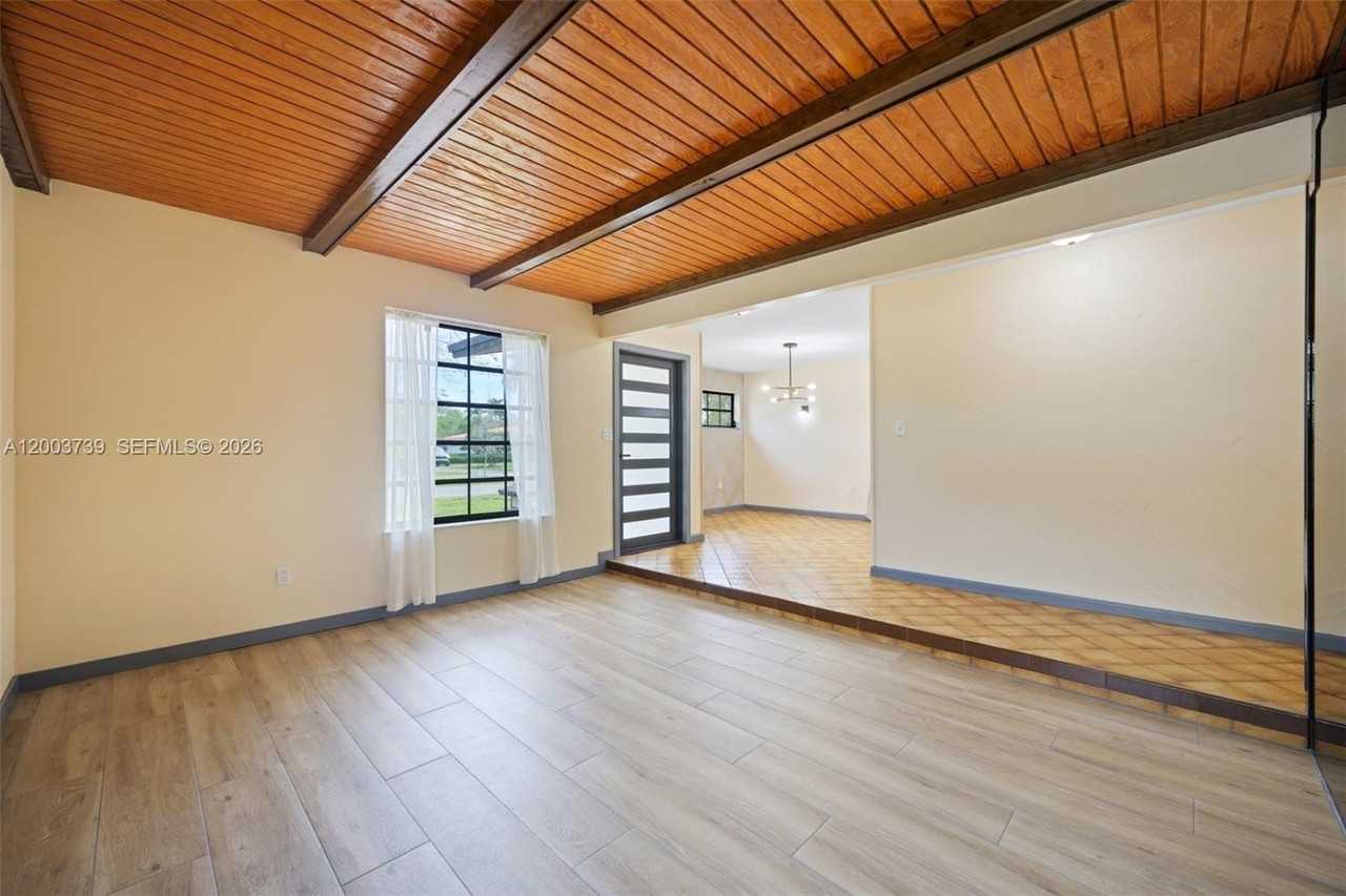 5746 Sw 53rd Ter - Photo 2 of 24