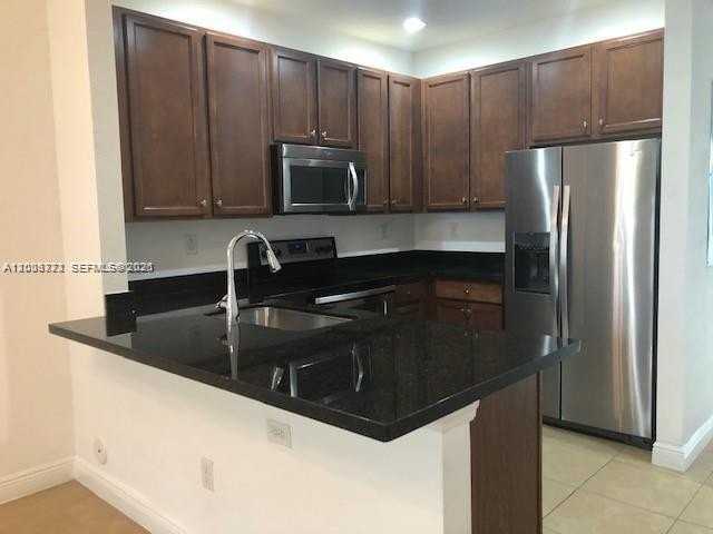 1028 Sw 147th Ave #10609 - Photo 3 of 12