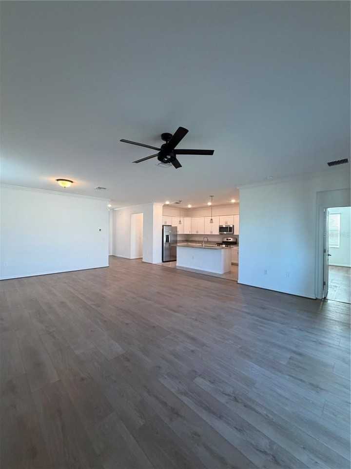 17419 Palmetto Pass Ln - Photo 4 of 24