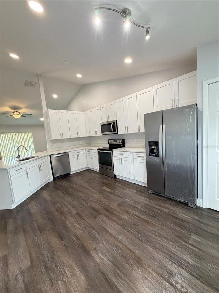 100 Little Fox Ave - Photo 5 of 29