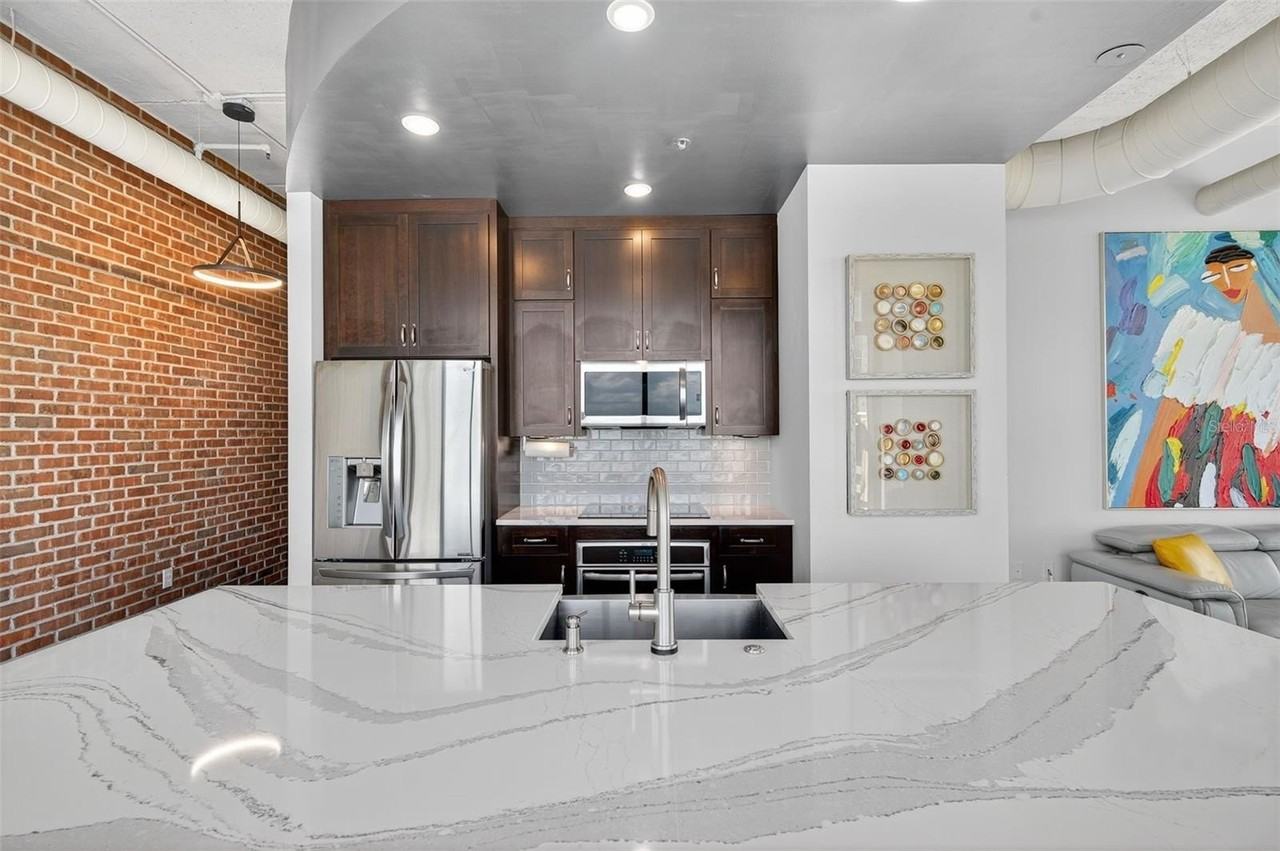 175 2nd St S #802 - Photo 2 of 31