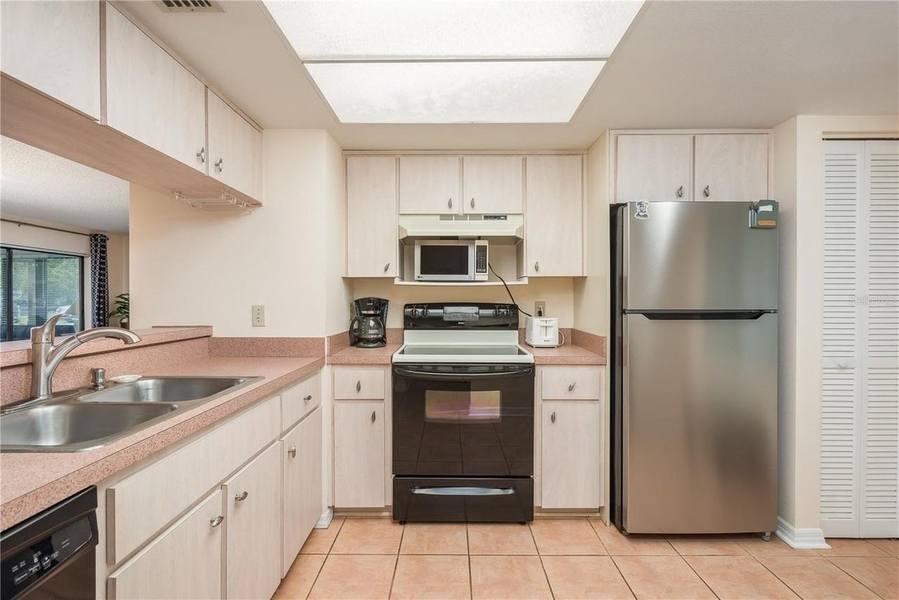 2713 Countryside Blvd #108 - Photo 3 of 23