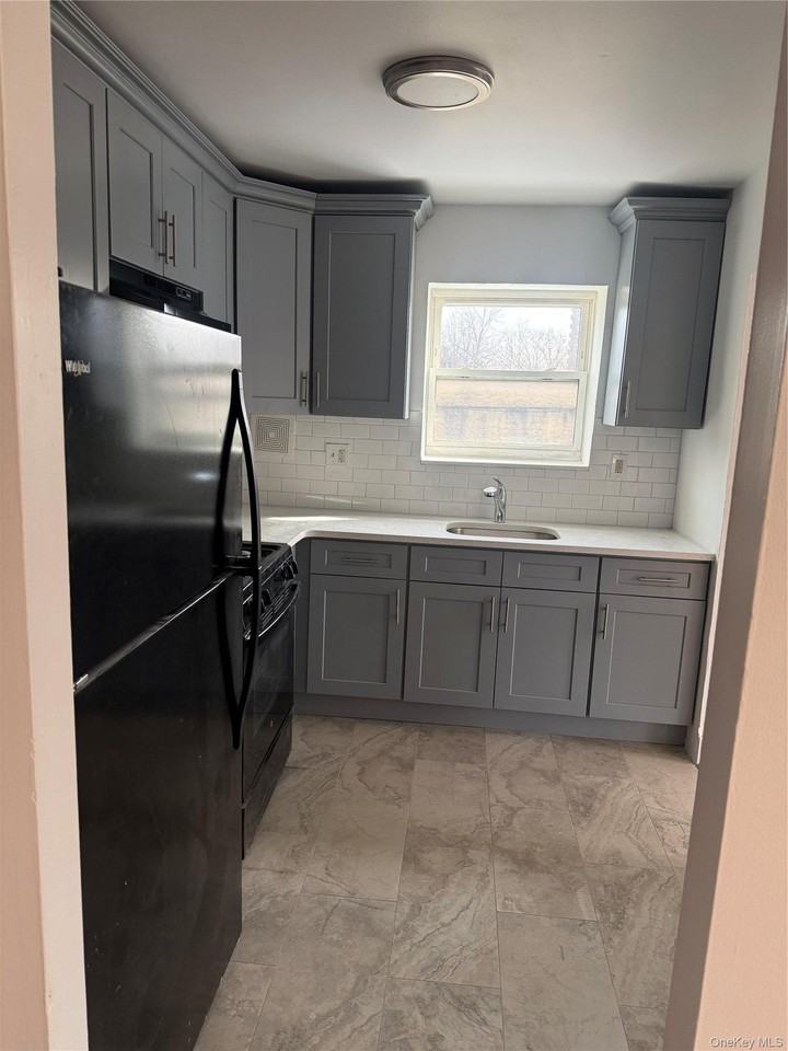 3550 Palmer Ave #2 - Photo 7 of 12