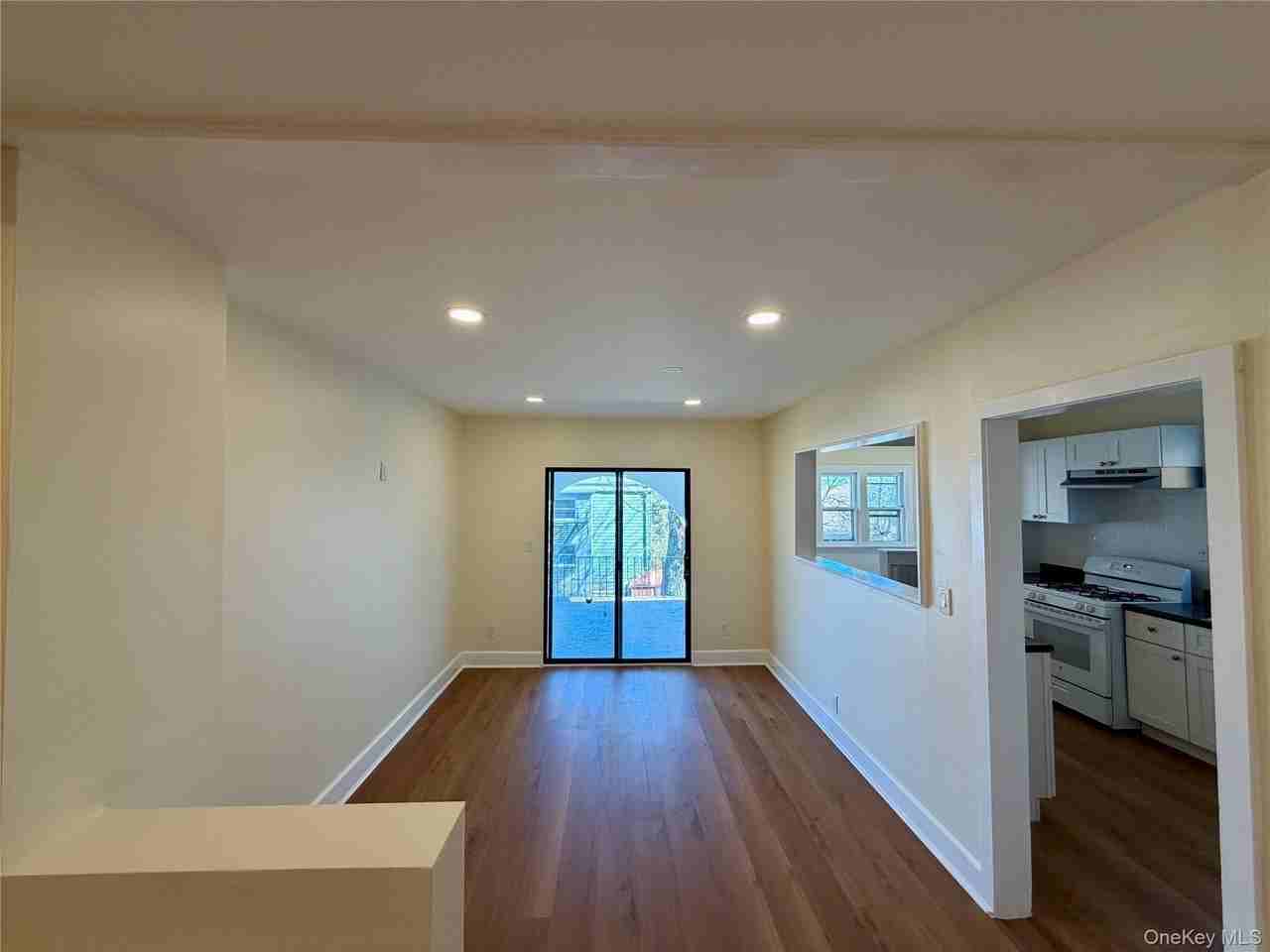 116 Alexander Ave - Photo 4 of 27