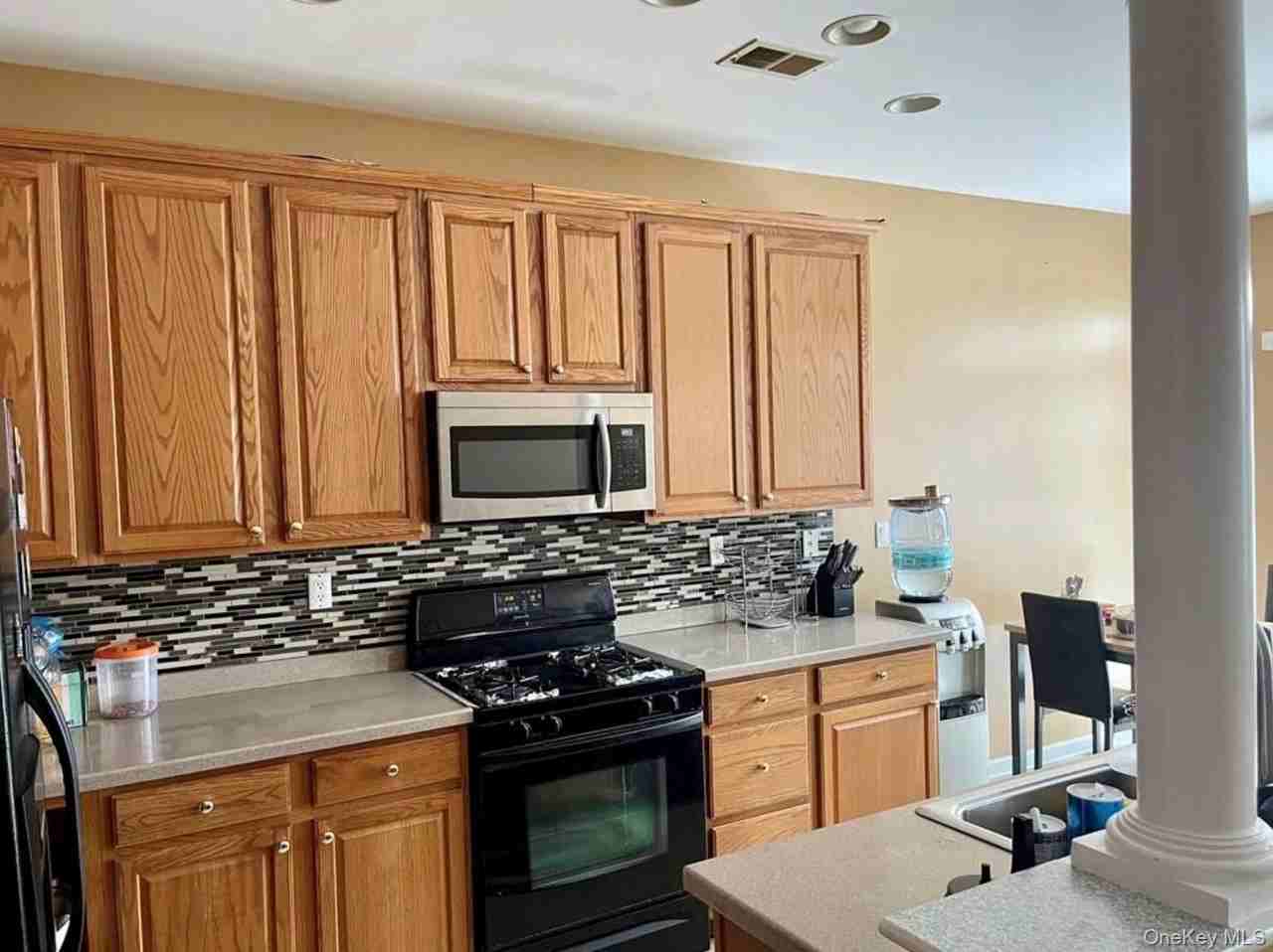 28 Ford Ct - Photo 2 of 15