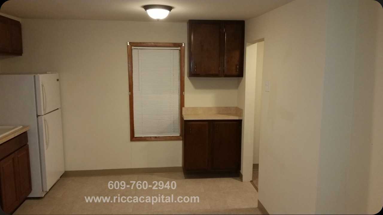 507 Wilbur AveAPT 2 #2 - Photo 3 of 7