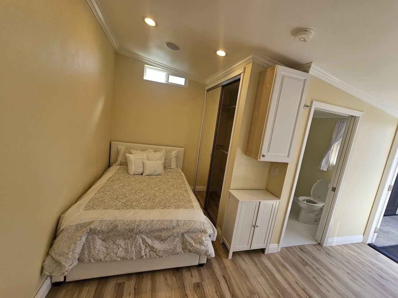 901 Carlson Dr #1 - Photo 6 of 31