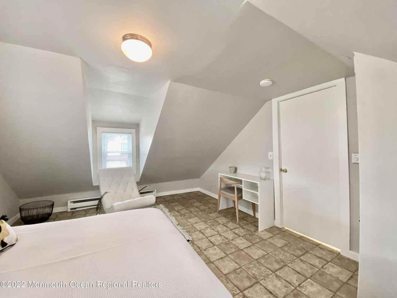 409 6th Ave #6 - Photo 3 of 8