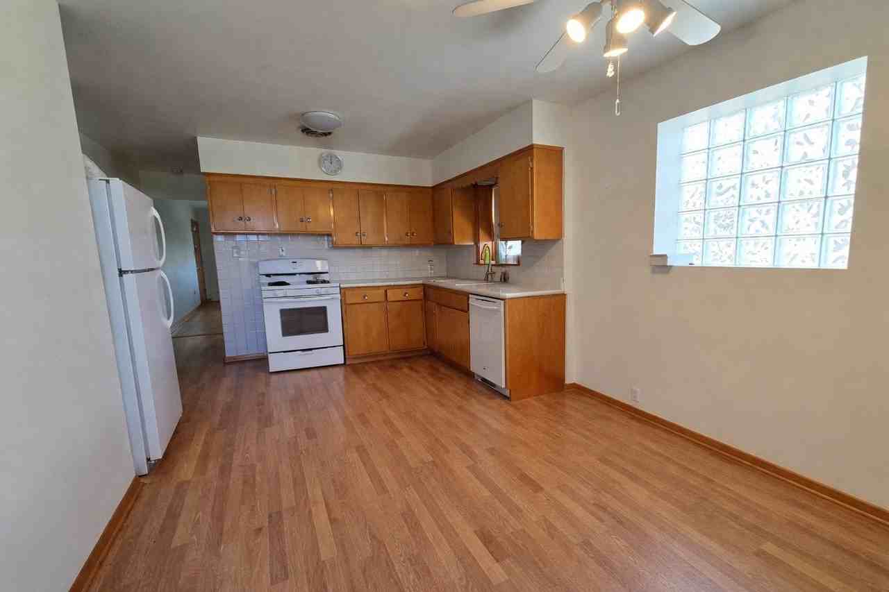 7126 W Jarvis Ave #1 - Photo 3 of 14