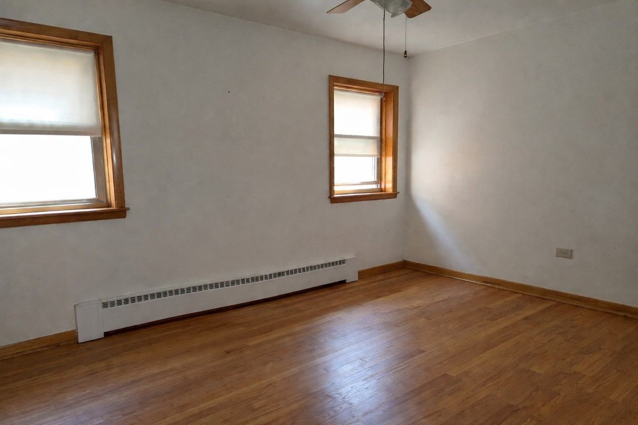 7126 W Jarvis Ave #1 - Photo 4 of 14