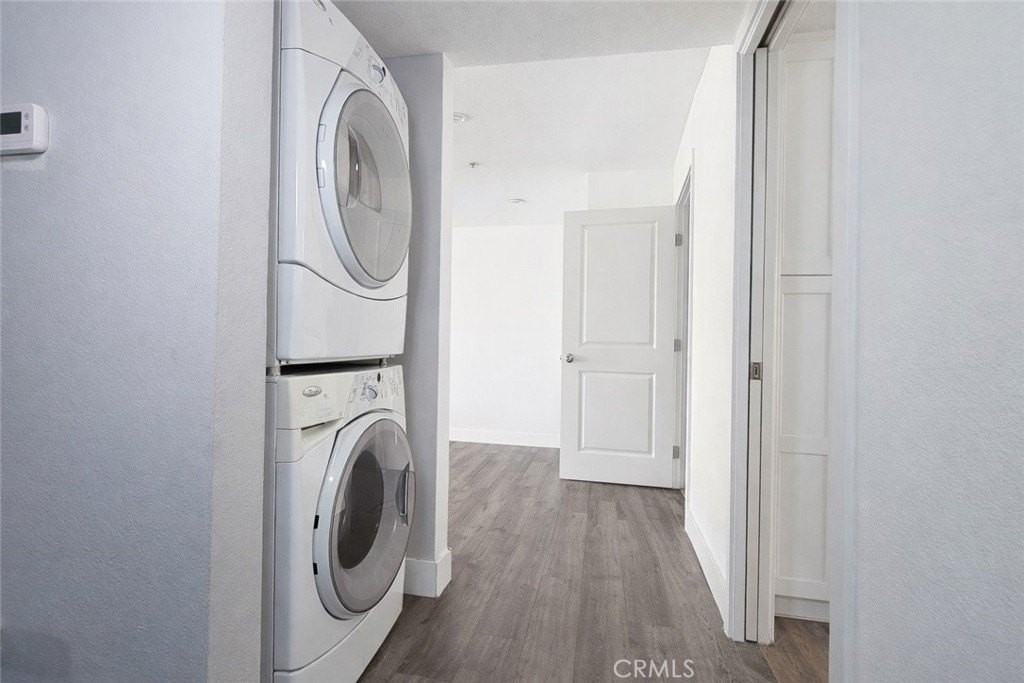 598 S 2nd St #B - Photo 7 of 23