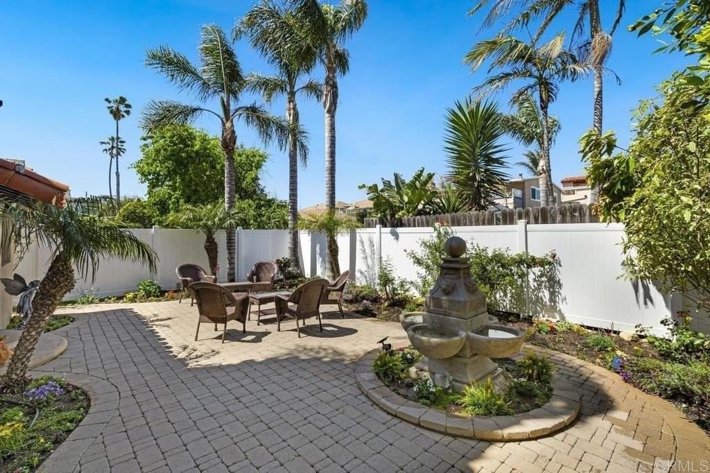 1157 Winthrop Ln - Photo 5 of 31