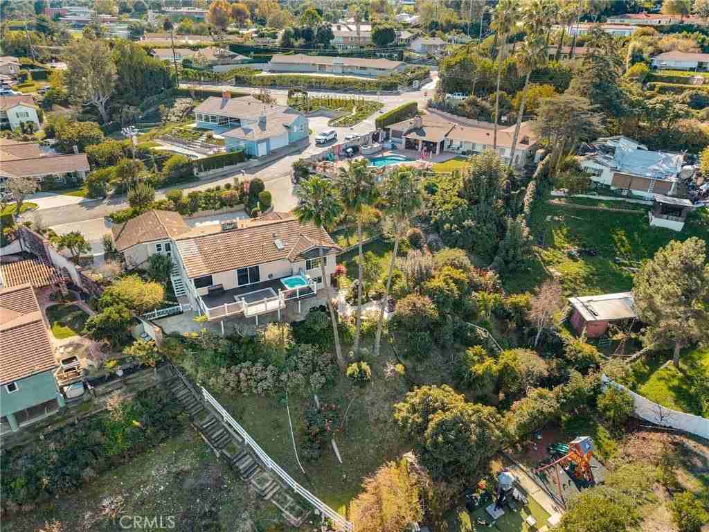 2831 Via El Miro - Photo 4 of 50