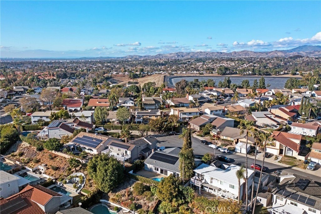 26602 Lira Cir - Photo 2 of 26